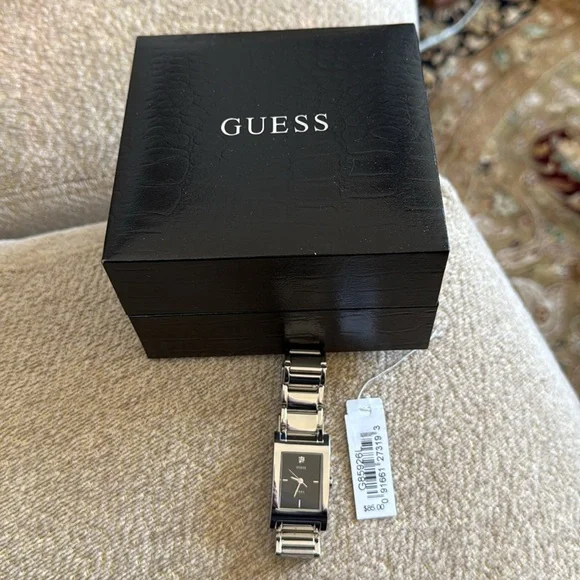 EUC Guess Women’s Black Dial Silver Bracelet Watch, with box - Picture 2 of 14
